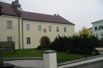 přžedzámčí na východní straně zámku (© D Dohňanský, 10/2015)