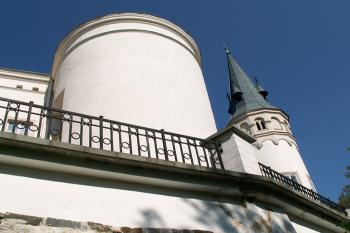 Zadní část zámecké kaple ( © Miroslav BITTER 2005)