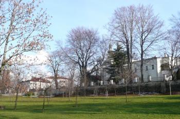 panorama zámku od severozápadu ( © Jan P. Štěpánek 03/2009)