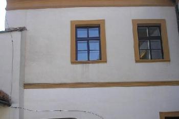 hlavní brána do jádra zámku ( © Ondřej Štěpánek 09/2006)