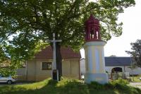 výklenková kaple sv. Antonína se zvoničkou