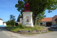 výklenková kaple sv. Antonína se zvoničkou