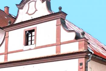 Městský dům č. 63 ve Žlebech u Čáslavi. (© Pavel Vítek 11/2023)