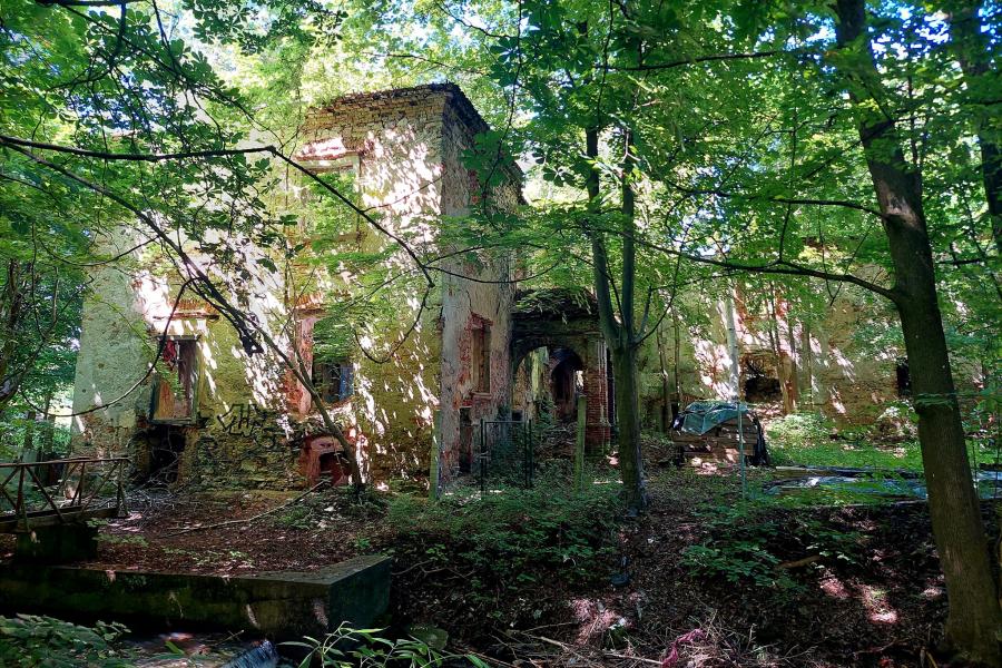 Bárczyovský kaštieľ