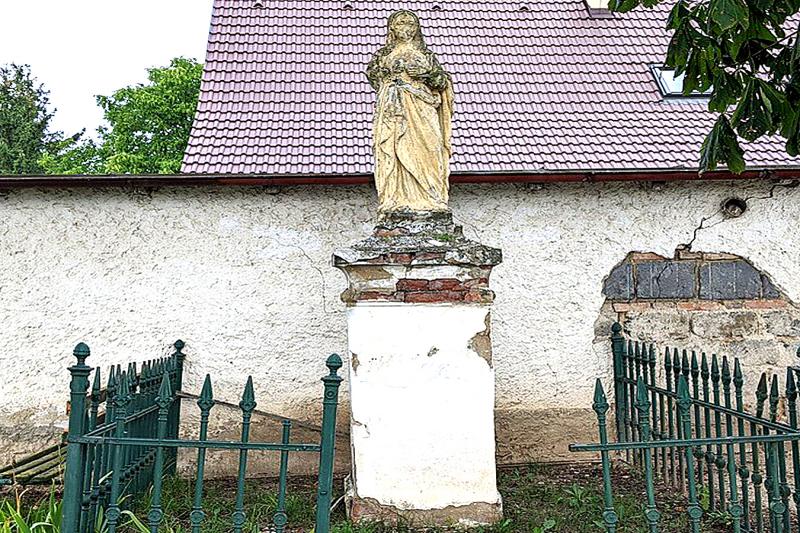 socha Neposkvrněného srdce Panny Marie socha Neposkvrněného srdce Panny Marie