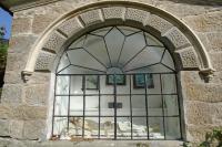 křížová cesta na poutní místo Panny Marie odpočívající na kameni s kaplí Božího hrobu