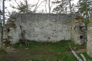 západní průčelí kostela (kaple) z vnitřní strany (© Jaroslav Špiroch  10/2024)