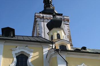 Kopule a hlavní věž od jihu (© Ivan Grisa, 08/2008)