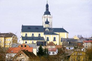 Pohled od štoly Sv. Anna ( © Luděk Pitter 03/2004)