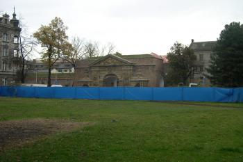 Terezská brána v opravě ( © Ivan Grisa 09/2009)