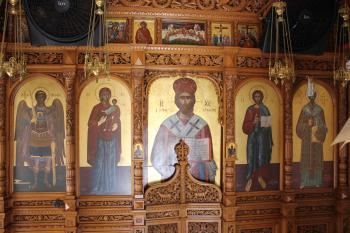 Archanděl Michael, Bohorodice, Pantokrator - všemohouc Ježíš Kristus, Ježíš Kristus s biblí a sv. Jan Zlatoústý (© Luděk Vláčil  07/2024)