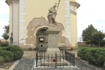 Socha sv. Jana Křtitele v Týnci nad Labem. (© Pavel Vítek 11/2023)