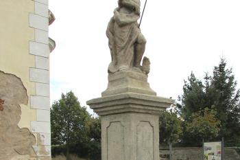 Socha sv. Jana Křtitele v Týnci nad Labem. (© Pavel Vítek 11/2023)