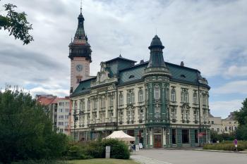 Spořitelna v Krnově (© Ivo Rozehnal  08/2024)