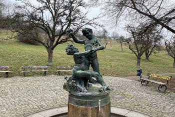 fontána Hrající si děti (© Miloš Fiala  05/2024)