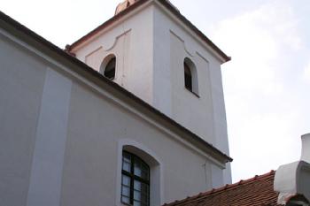 Kostelní věž ( © Roman Řezáč 10/2004)