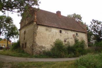 špýchar od jihozápadu (© Lukáš Pechánek, 07/2010)