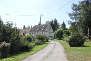 Zámecký hospodářský dvůr (© Luděk Vláčil  08/2024)