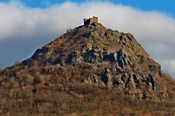 hrádek od Třebenic ( © Radovan Smokoň 11/2008)