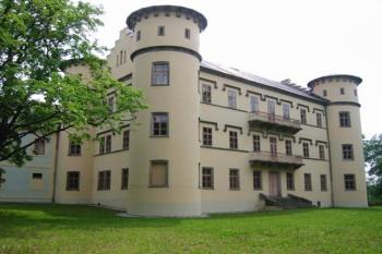  (© 2003 Hynek Hošek, Karlovy Vary)