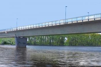 Silniční a železniční most ve Stětí. (© Pavel Vítek  08/2024)