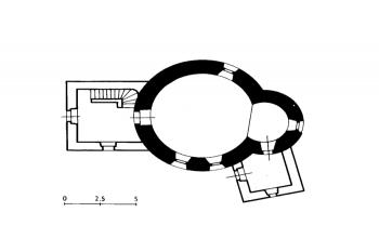 půdorys kostela (© kol.: Umělecké památky Čech, část 1. [A/J], Academia, Praha 1977)