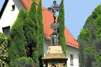 kříž u rodinného domu čp. 55