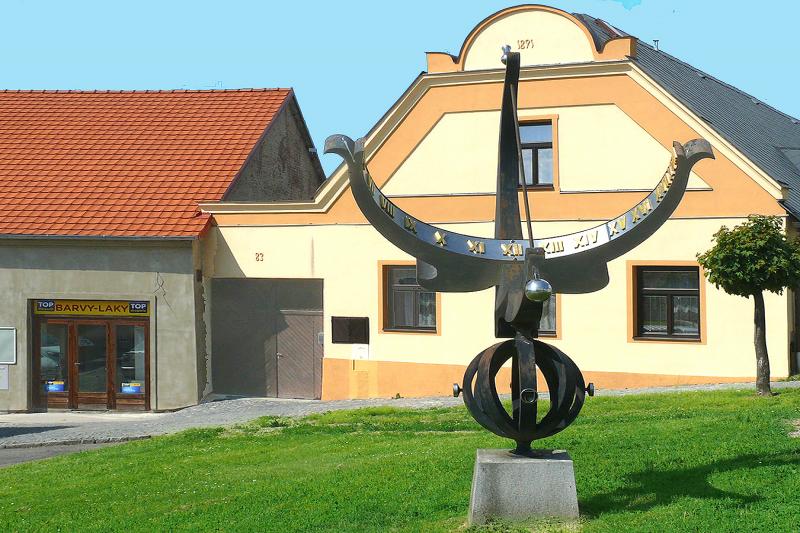 sluneční hodiny sluneční hodiny