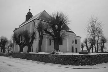 Kostel od jihozápadu ( © Ivan Grisa 12/2009)