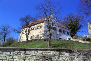 Košumberk (© Alena Šachová 06/2004)