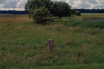 sokl sochy na původním místě, zachycený na Panorámě ze dne 21. 6. 2021 (© Seznam.cz a.s.)