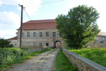 zámek Červená Řečice (© Vlastislav Mareček, 08/2016)