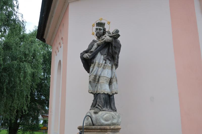socha sv. Jana Nepomuckého socha sv. Jana Nepomuckého