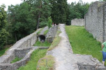 zřícenina hradu Kozí hrádek (© Vlastislav Mareček, 07/2016)