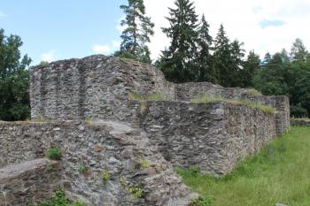 zřícenina hradu Kozí hrádek (© Vlastislav Mareček, 07/2016)