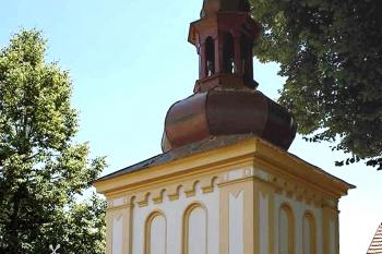 Kaple v obci Libecina v okrese Ústí nad Orlicí. (© Pavel Vítek  09/2024)