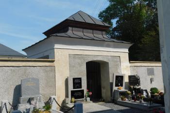 márnice u kostela (© Milan Caha  09/2024)