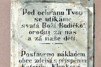 Socha Panny Marie Immaculaty v 	Jenišovicích, Martinicích. (© Pavel Vítek  09/2024)