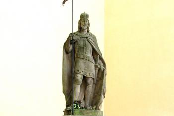 Sochy svatých u kostela sv. Jakuba Většího v České Třebové. (© Pavel Vítek  10/2024)