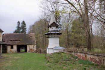 holubí dům (© Petr Růžička 04/2018)