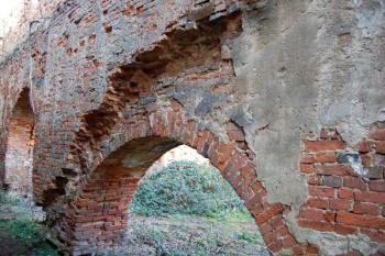 otisk schodiště a mezipodesty na zdi chodby západního křídla ( © Jan P. Štěpánek 12/2008)