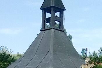 Kaple v obci Leština u Nových Hradů. (© Pavel Vítek  09/2024)