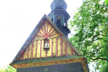 Dřevěná kaple Panny Marie v Kozlově, místní části České Třebové. (© Pavel Vítek 09/2024)