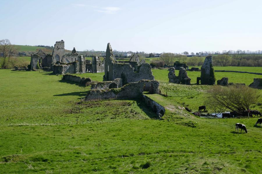 klášter augustiniánů s kostelem Panny Marie a sv. Edmunda