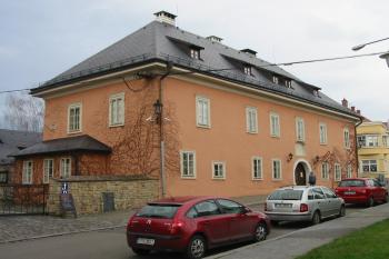 zámek od jihu (© D Dohňanský, 12/2014)