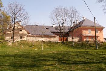 Celkový pohled na zámek od jihozápadu ( © Miroslav BITTER 04/2007)