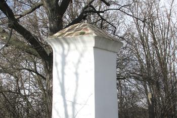 Boží muka ve Veliké Vsi u Odolena Vody. (© Pavel Vítek  03/2025)