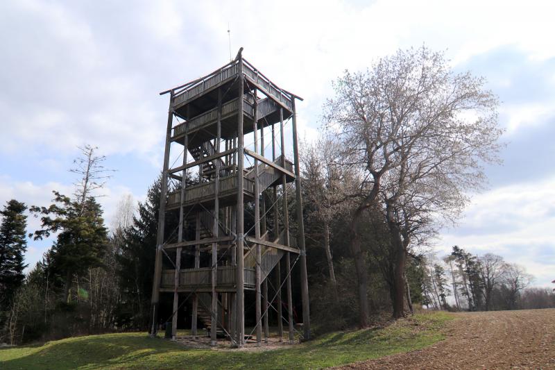 Dobře ukrytá rozhledna Járy Cimrmana Dobře ukrytá rozhledna Járy Cimrmana