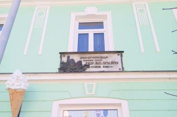 Ml. Vožice-pamětní deska (© myslkov myslkov 10/2022)