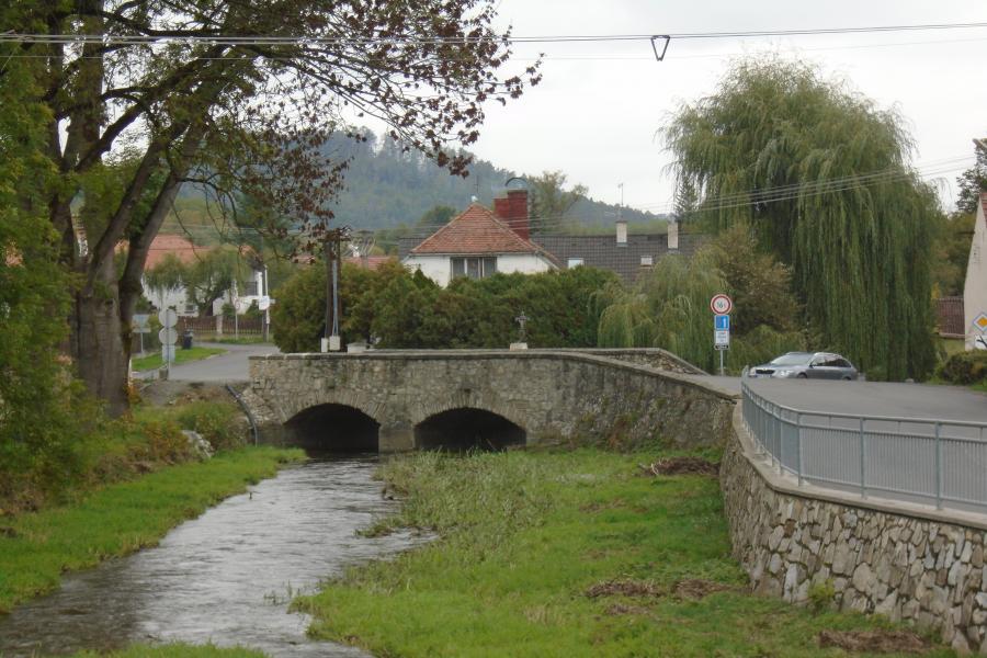 silniční most tzv. Dolní
